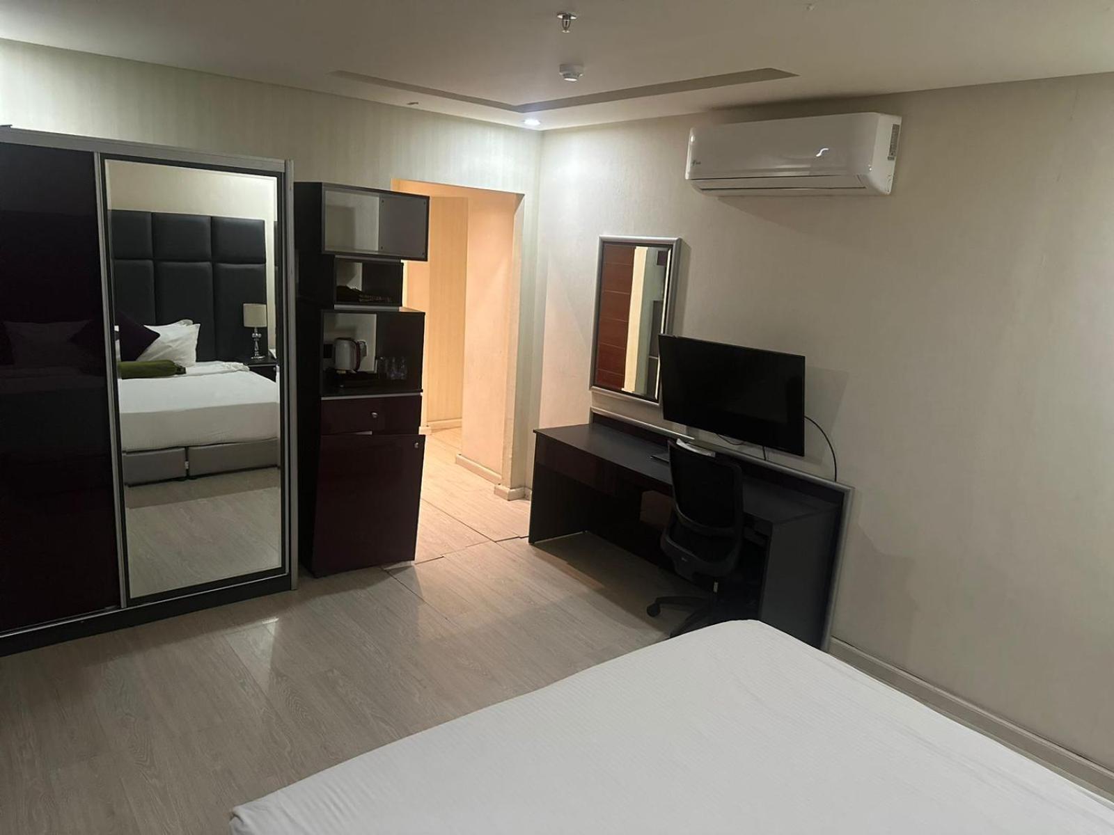 Nawa Madinah Hotel Médine Extérieur photo